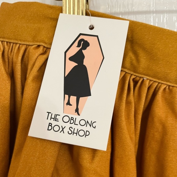 The Oblong Box new Halloween trick or treat  Print Skirt XL rare - Picture 2 of 6